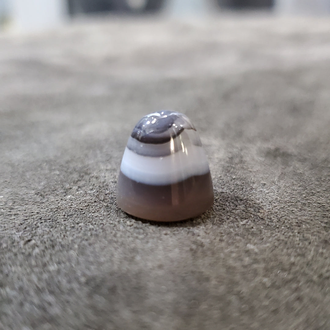 Cabochon Aquiq yemmenite Souleimani naturelle العقيق اليمني السليماني