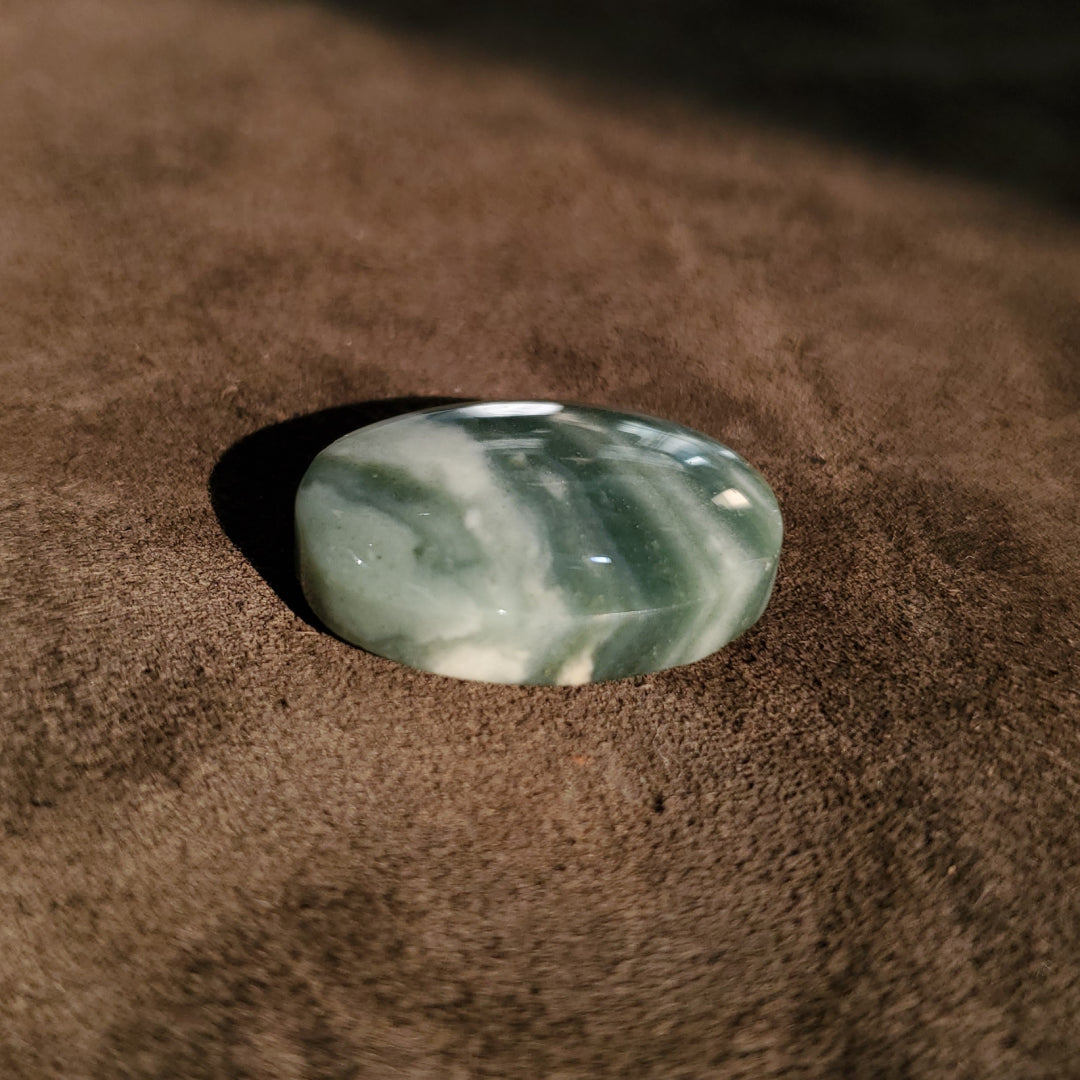 Agate aqueq yemmenite verte عقيق يماني أخضر مجزع