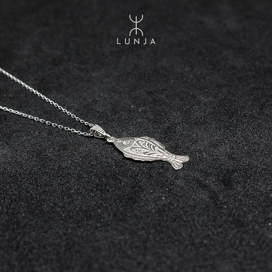 Collier en argent motif poisson