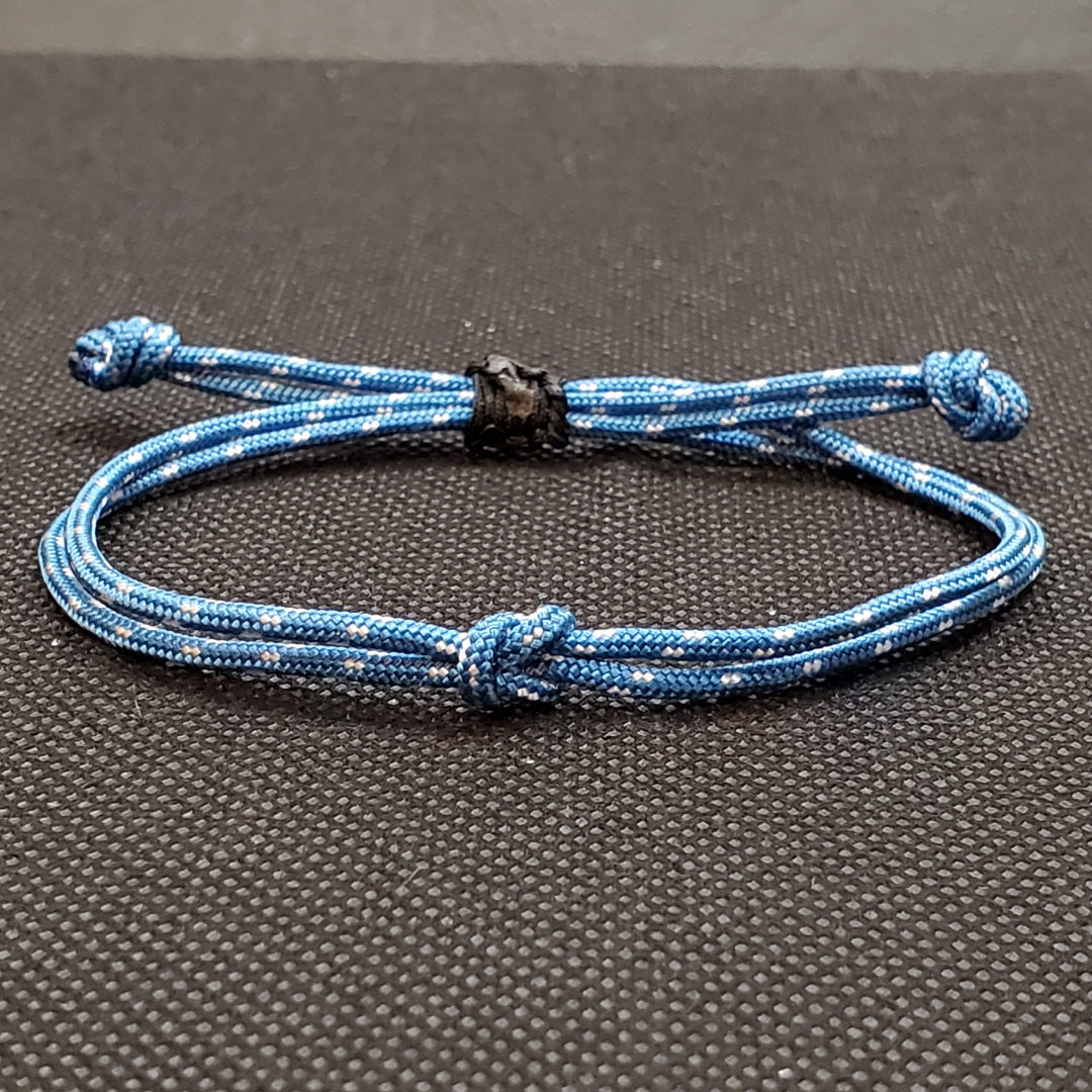 Bracelet en fil de paracorde  bleu