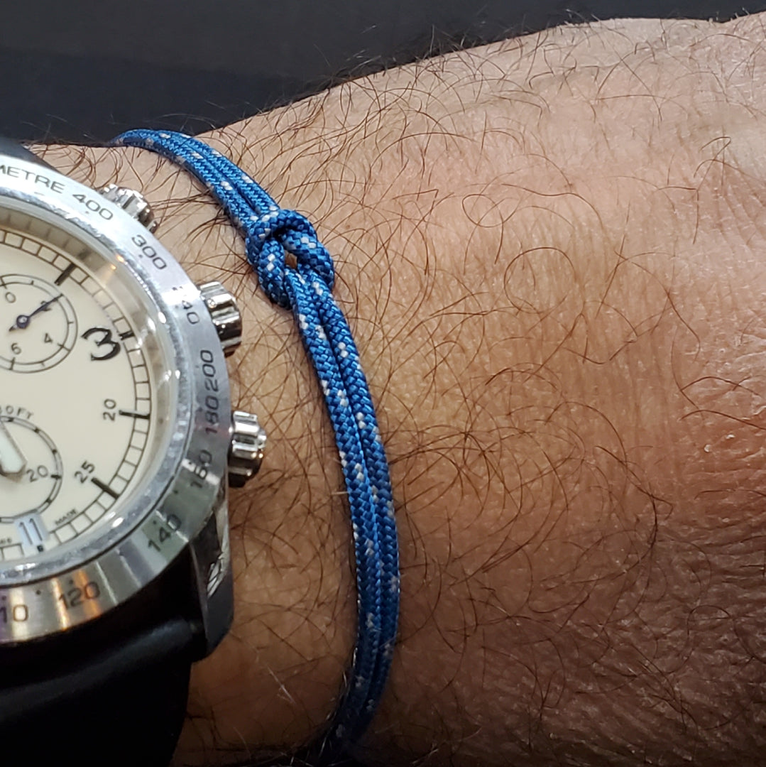 Bracelet en fil de paracorde  bleu