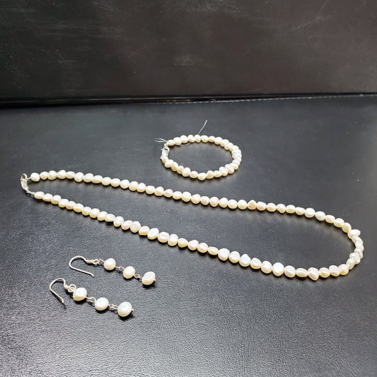 Serie Perles De Culture Plates