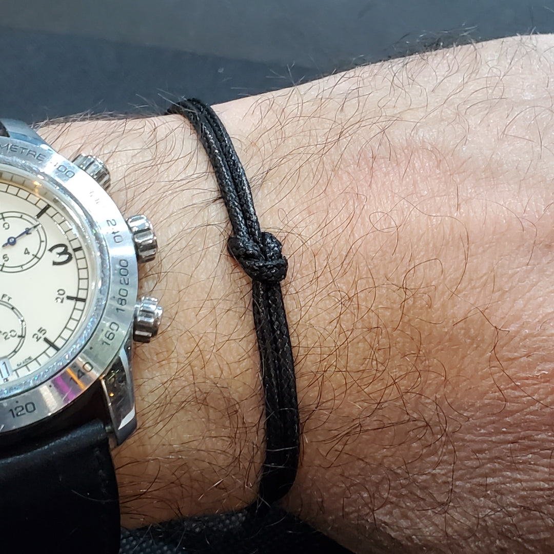 Bracelet en fil noir unisexe