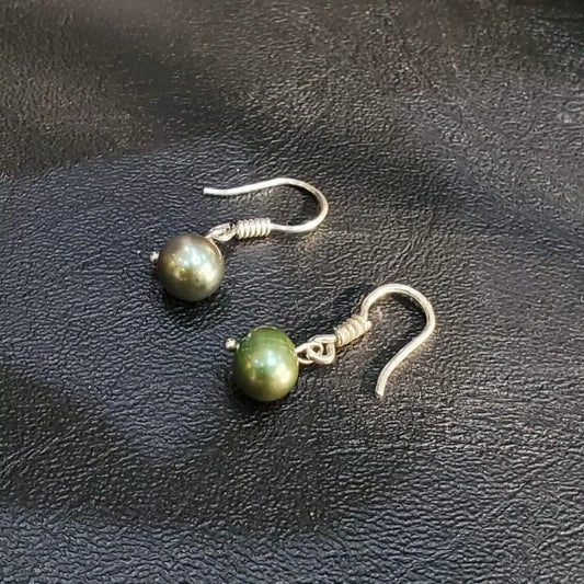 Boucles d’Oreilles en Argent 925 et Perles de Culture Naturelles Vertes et Grises