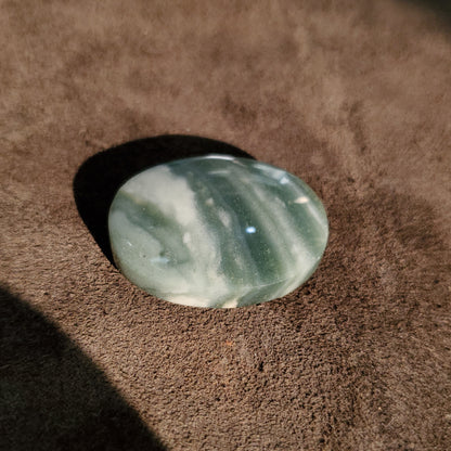 Agate aqueq yemmenite verte عقيق يماني أخضر مجزع