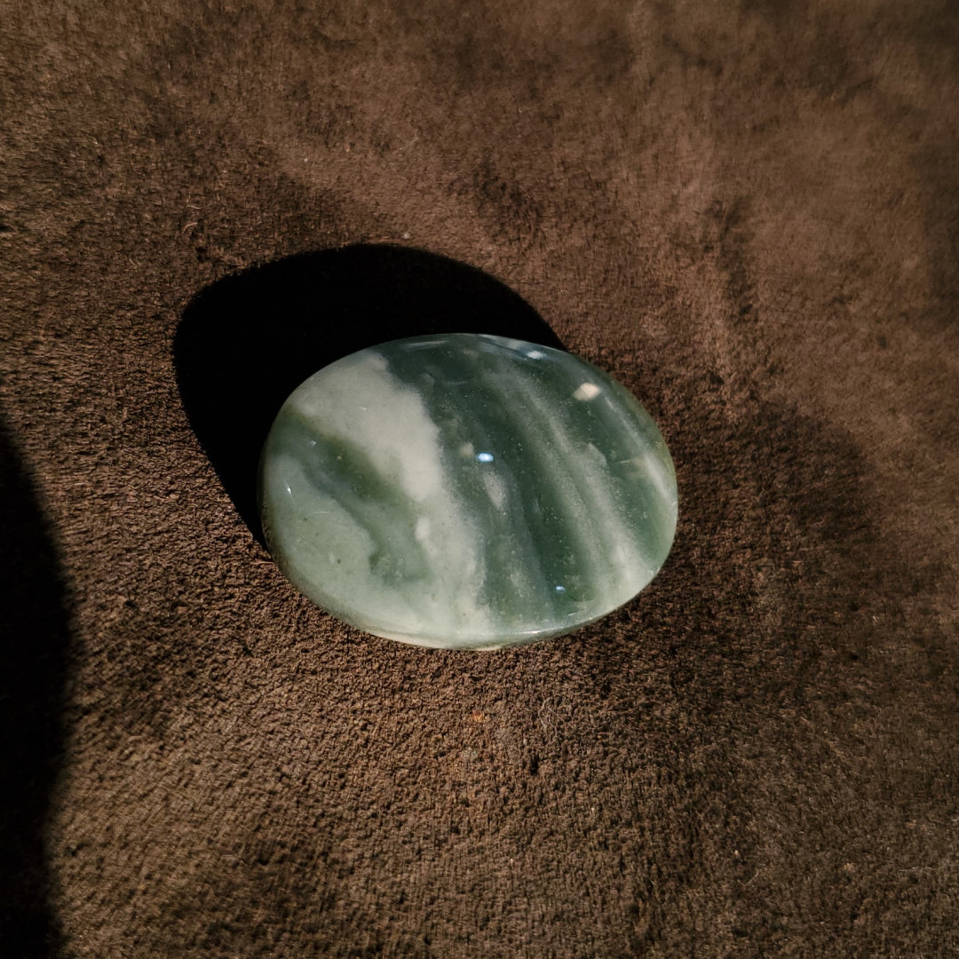 Agate aqueq yemmenite verte عقيق يماني أخضر مجزع