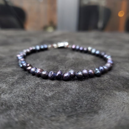 Bracelet en perles de culture naturelles grise et noire de 3 mm
