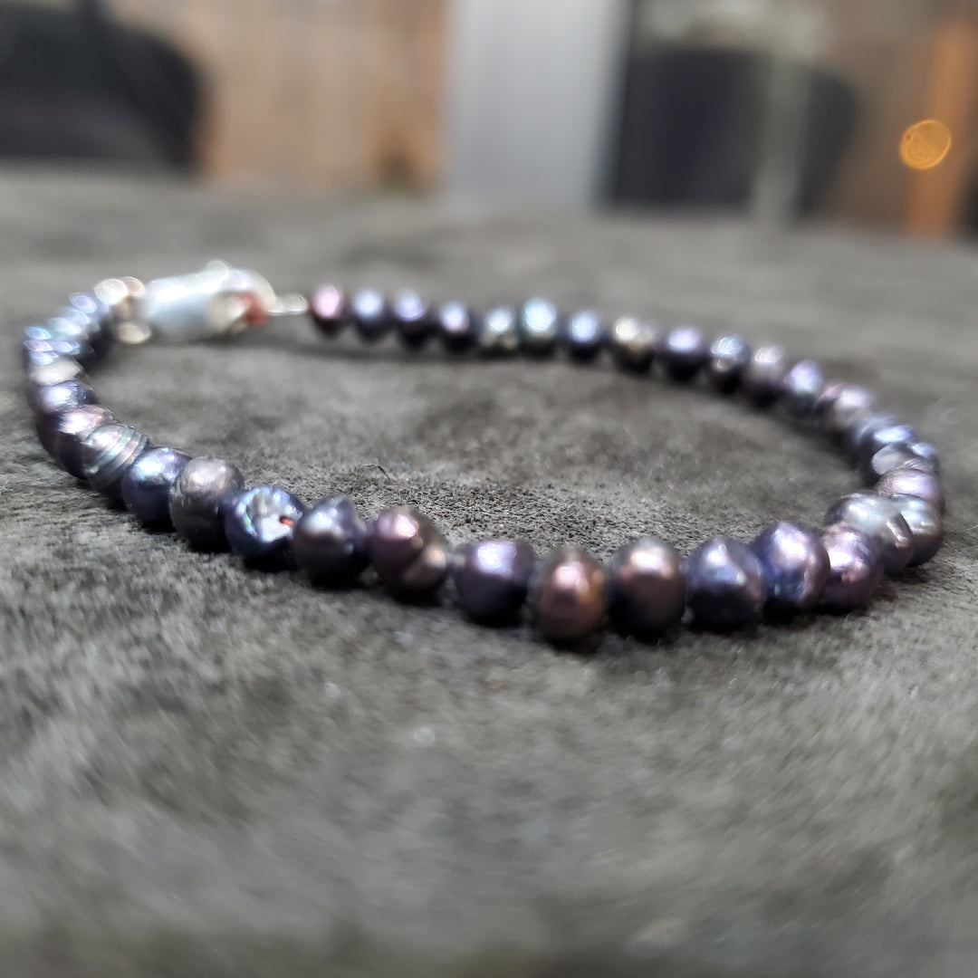 Bracelet en perles de culture naturelles grise et noire de 3 mm