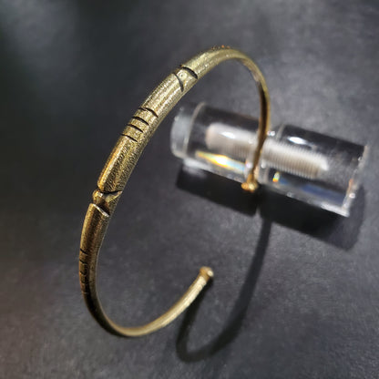 Bracelet Amazigh et berbère Tunisien en cuivre jaune laiton pour Homme et Femme