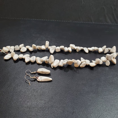 Collier et boucles d’oreilles en pierre Howélite Naturelle avec argent  massif