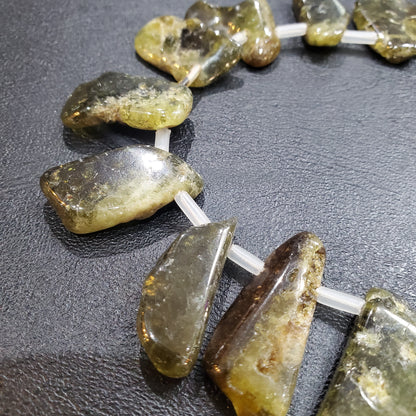 Collier Femme en pierres Grenat Vert Naturelles