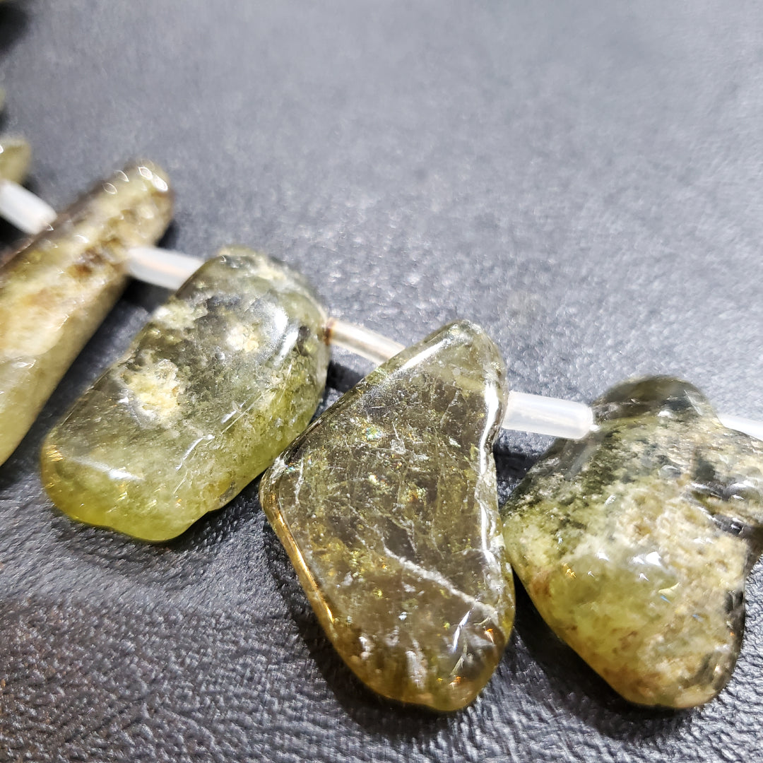 Collier Femme en pierres Grenat Vert Naturelles