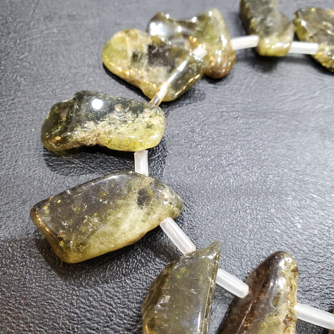 Collier Femme en pierres Grenat Vert Naturelles