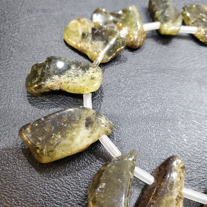 Collier Femme en pierres Grenat Vert Naturelles