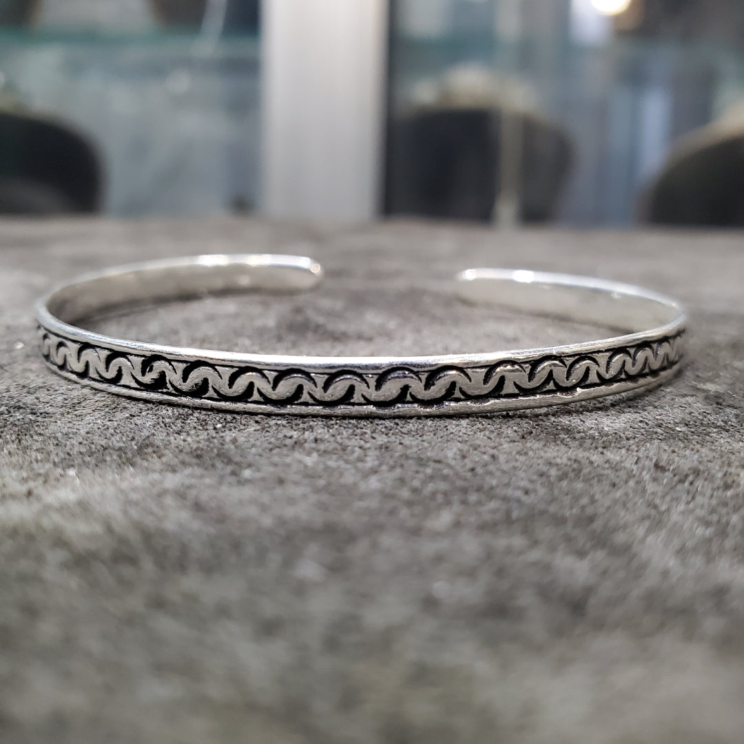 Jonc Amazigh en argent 925 fine avec profil arcades