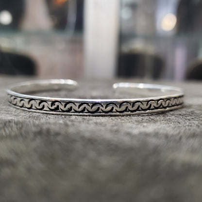 Jonc Amazigh en argent 925 fine avec profil arcades