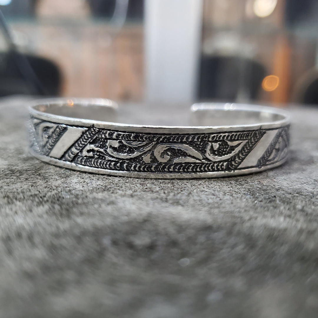 Bracelet Amazigh et Berbère en argent 925 profil feuilles d'arbre