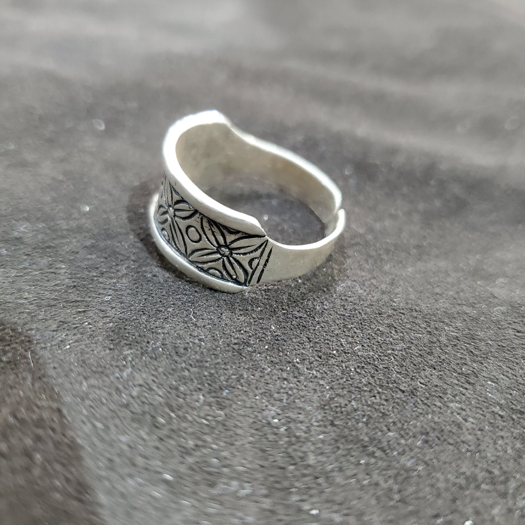 Bague Berbère Amazigh en Argent 925 largeur 1 cm Gravure Artisanale