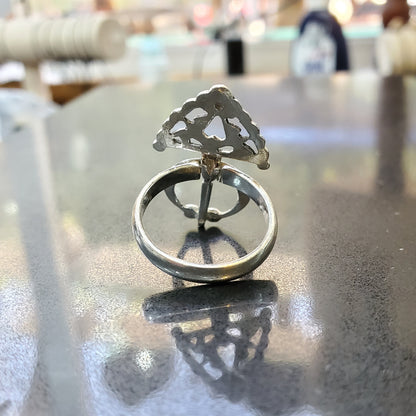 Bague Berbère Amazigh en Argent 925 – Motif Fibule Gravé à la Main