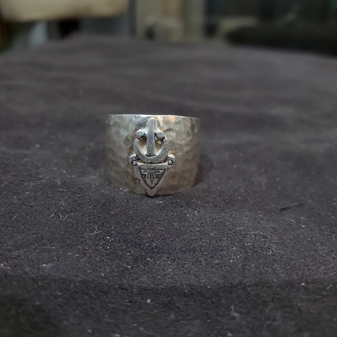 Bague Berbère Large en Argent 925  Motif Fibule Gravé à la Main Artisanat Amazigh