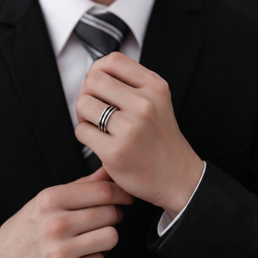 Bague Anneau en Argent 925 – Design Mixte Gravé Émaillé Noir | Création Artisanale Lunja