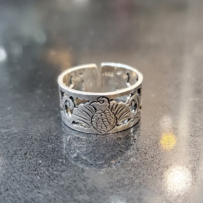 Bague Berbère Amazigh Plume de Paon en Argent 925 – Gravure Artisanale Lunja
