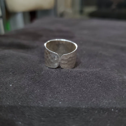 Bague Berbère Amazigh Large en Argent 925  Motif Khomsa Gravé à la Main