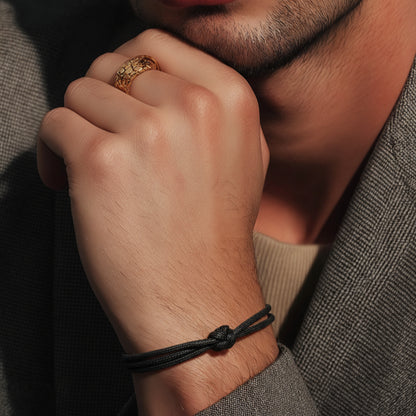 Bracelet en fil noir épaisse