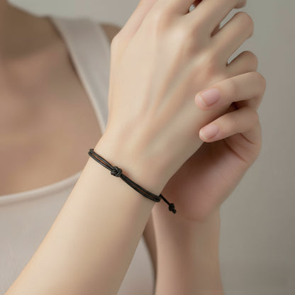 Bracelet en fil noir unisexe