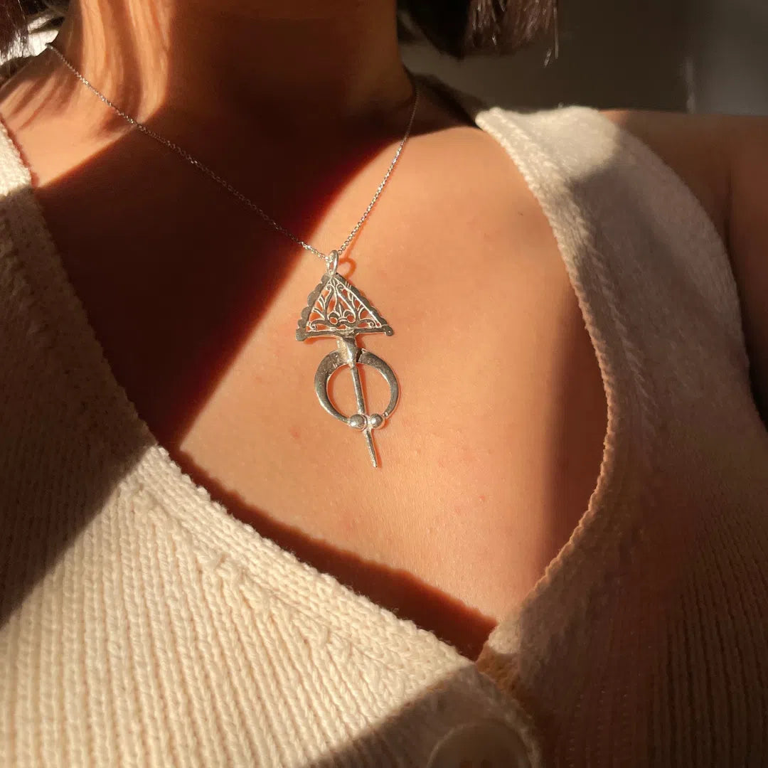 Collier Amazigh Authentique en Argent 925 avec Pendentif Fibule Traditionnelle