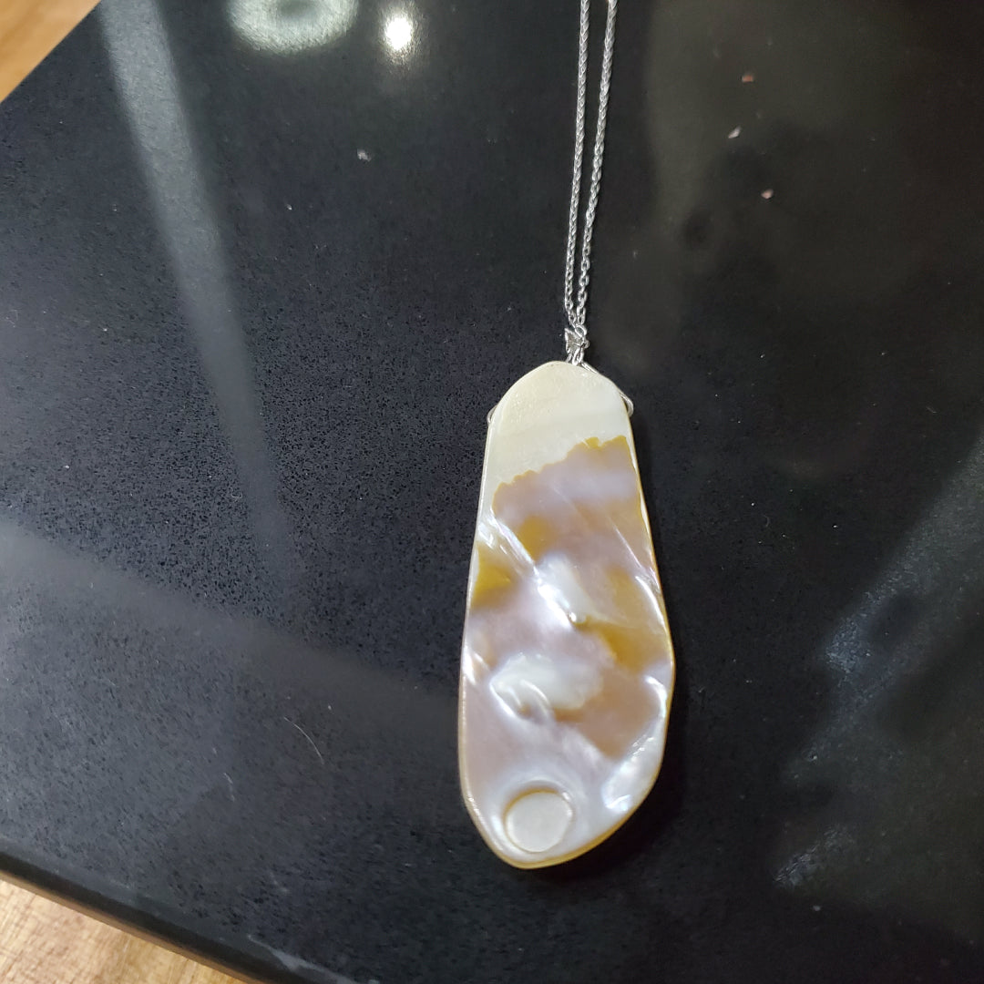 Collier en Argent 925 avec Pendentif en Nacre Naturelle Taille Moyenne