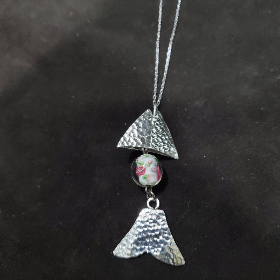 Collier Poisson en argent 925 avec Perle Ronde  en Verre de Murano Millefiori