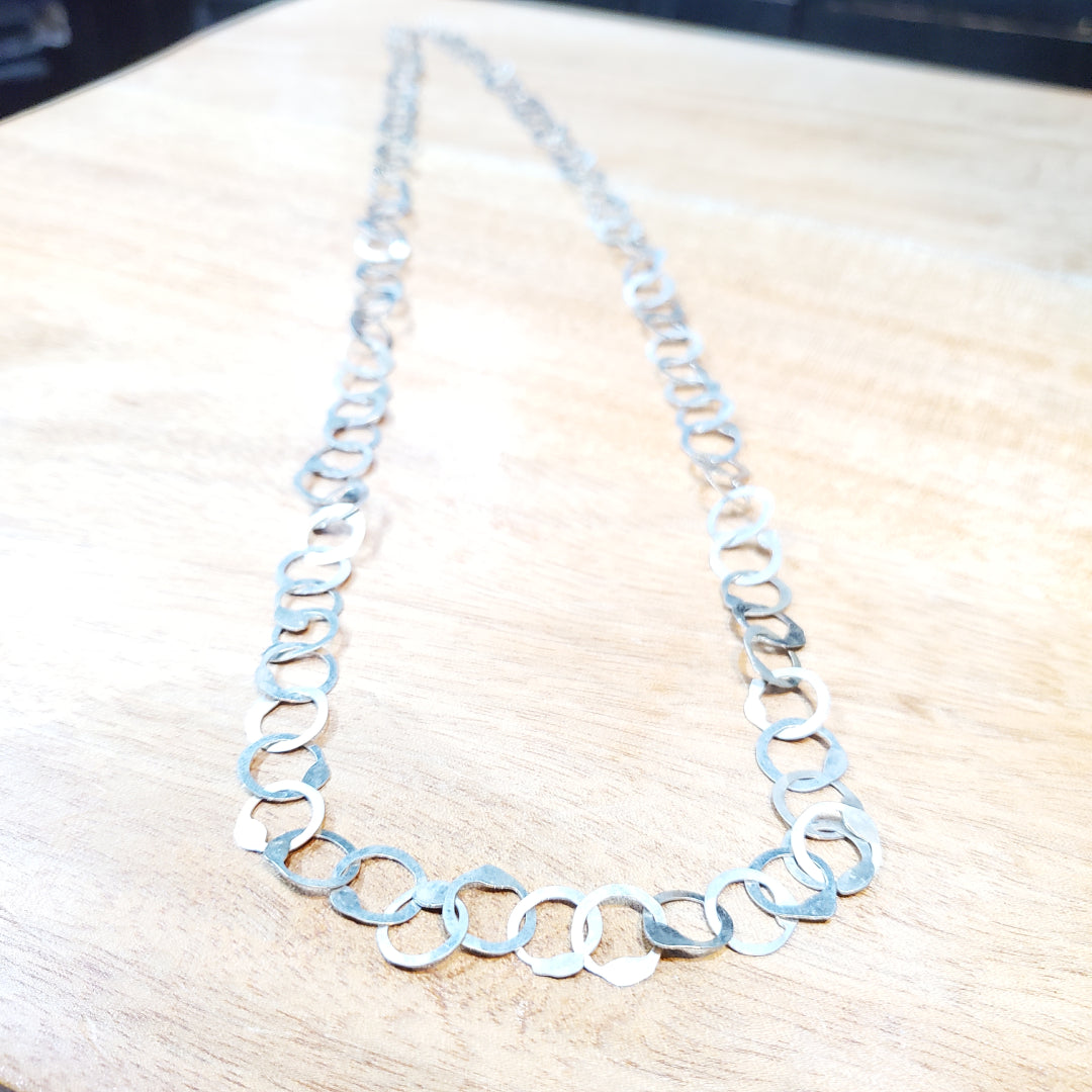 Collier Sautoir Berbère Tunisien “Rihanna” en Argent – Bijou Artisanal Authentique