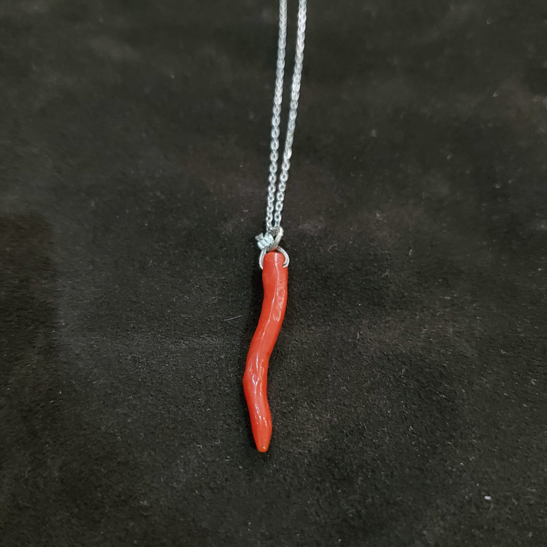 Collier en Argent 925 et Corail Naturel Tunisien Forme de Piment