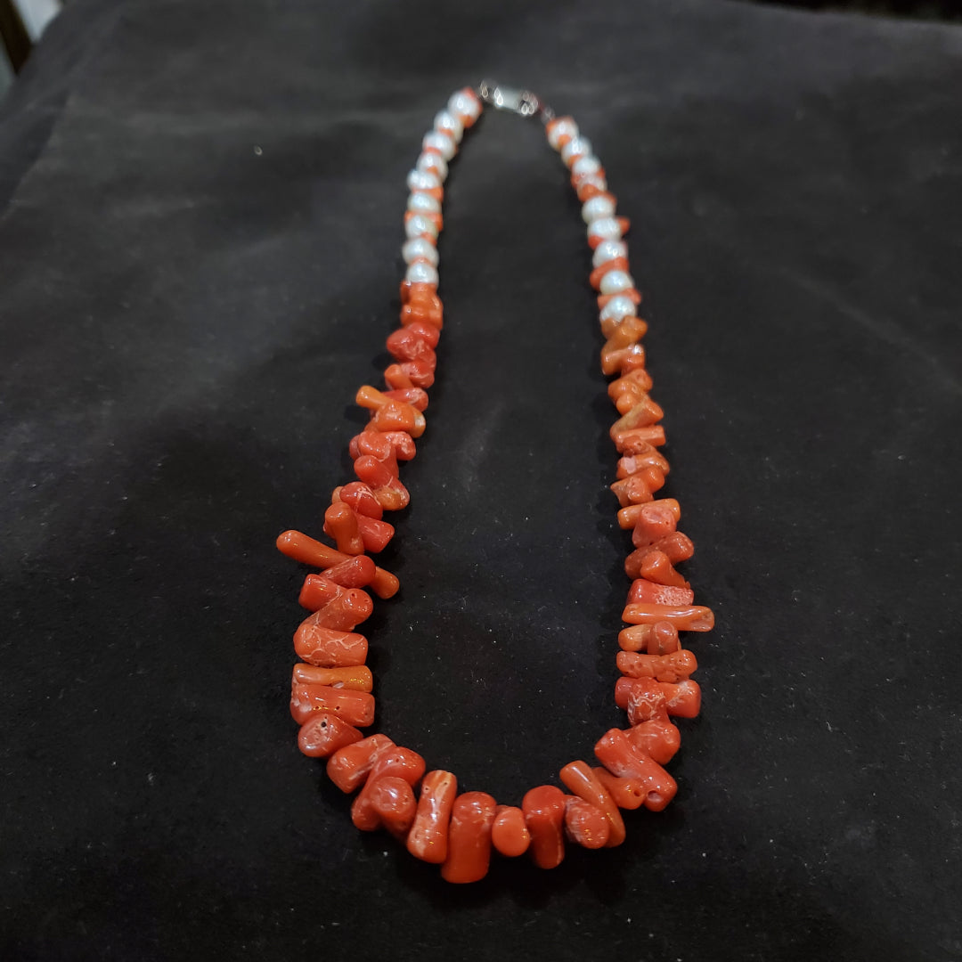 Parure Collier et Boucles d’Oreilles en Corail Naturel et Perles de Culture Authentique