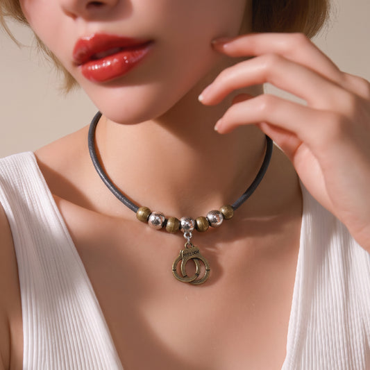 Collier Ras de Cou Femme en Fil de Paracorde Marron – Fait Main