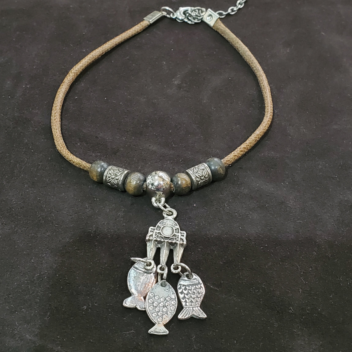 Collier Ras de Cou Femme en Fil de Paracorde Marron – Fait Main