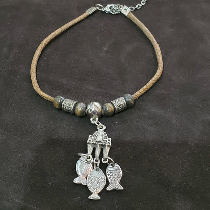 Collier Ras de Cou Femme en Fil de Paracorde Marron – Fait Main