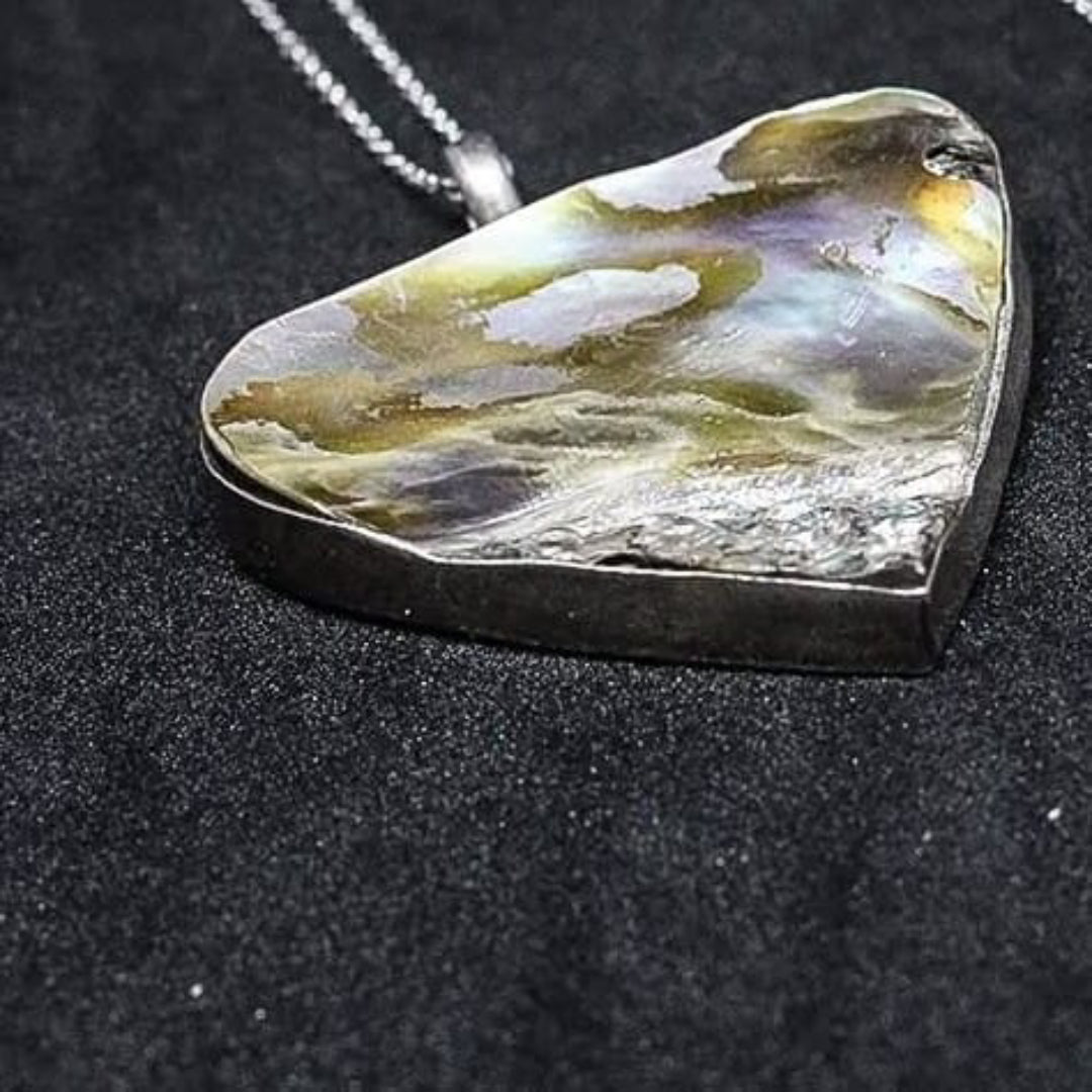 Collier en argent 925 avec un motif en Nacre naturelle