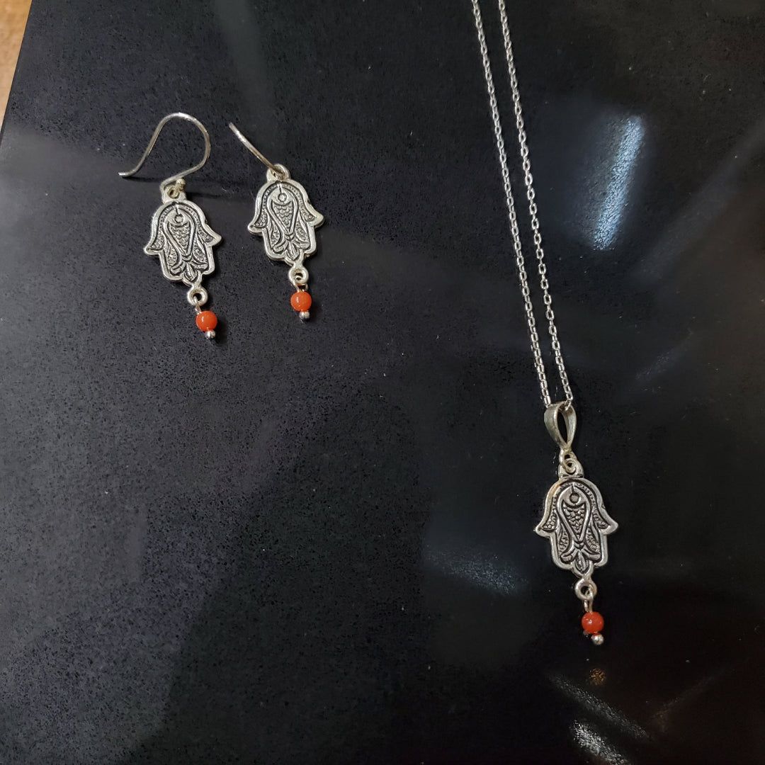 Parure Berbère Amazigh en Argent 925 – Motifs Khomsa et Corail Naturel