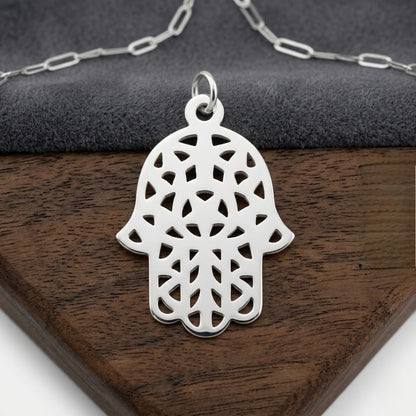 Pendentif Khomsa ou Main de Fatma Berbère Tunisienne en Argent  Fait Main