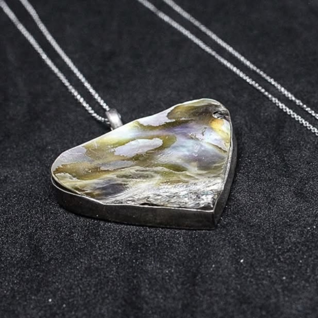 Collier en argent 925 avec un motif en Nacre naturelle