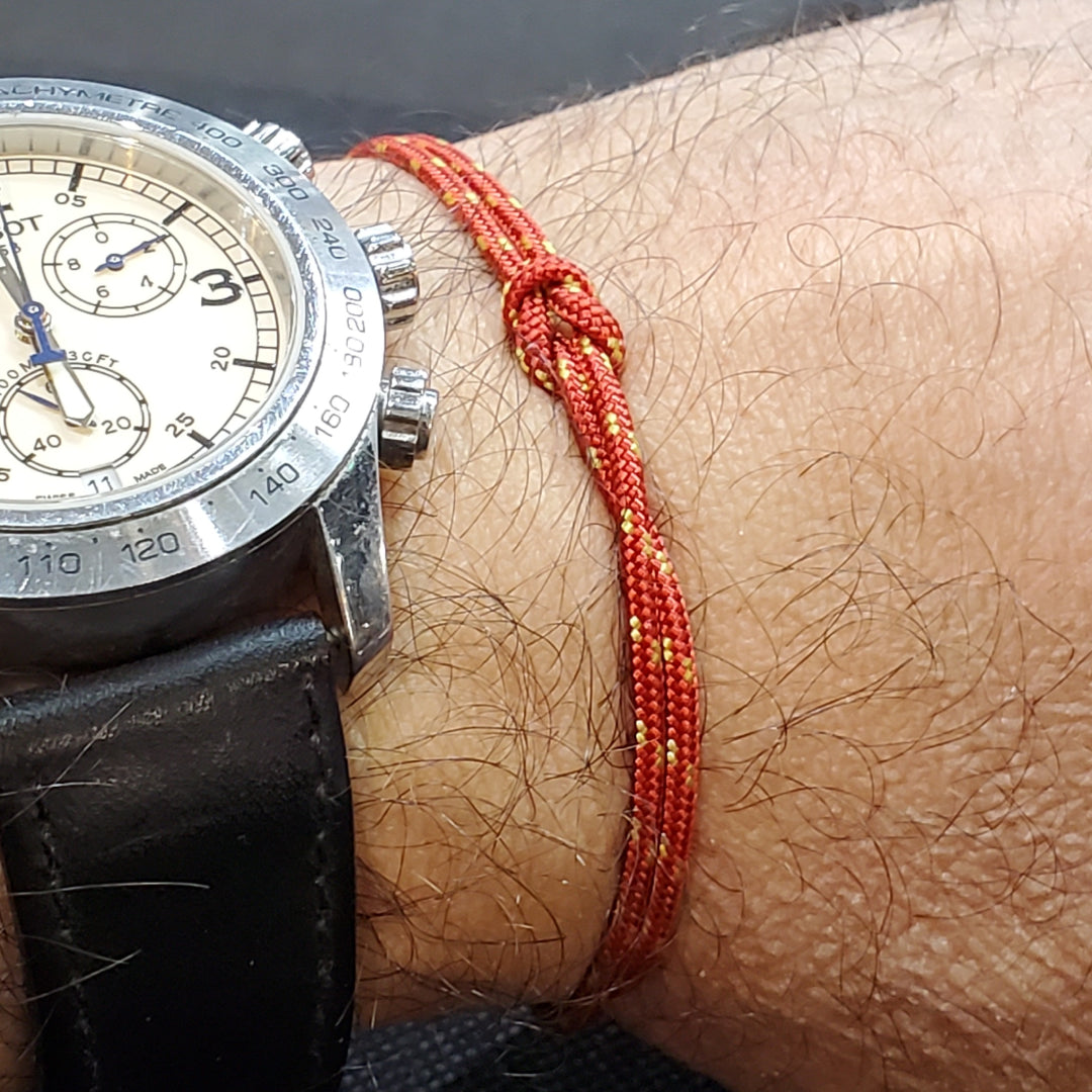 Bracelet fil de paracorde rouge