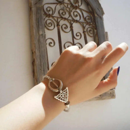 Bracelet fibule tunisien en argent