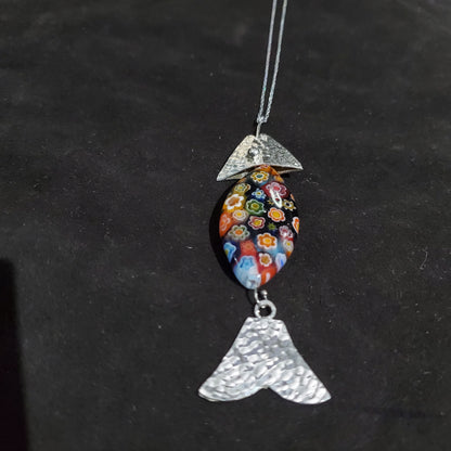 Collier Poisson en Argent 925 avec Perle Ovale  en Verre  de Murano Millefiori