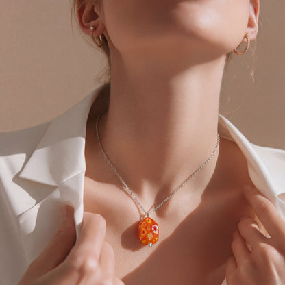 Collier en Argent 925 avec Pendentif Cubique en Verre de Murano Millefiori Orange