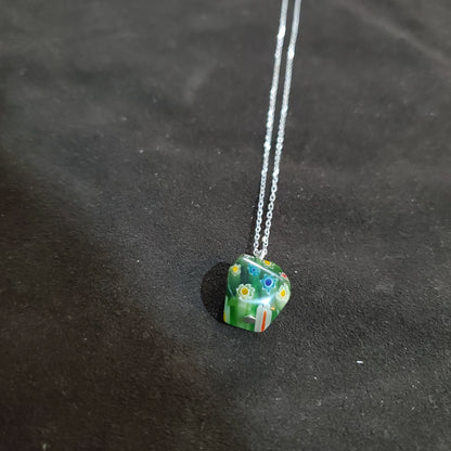 Collier en Argent 925 avec Pendentif Cubique en Verre de Murano Millefiori Vert
