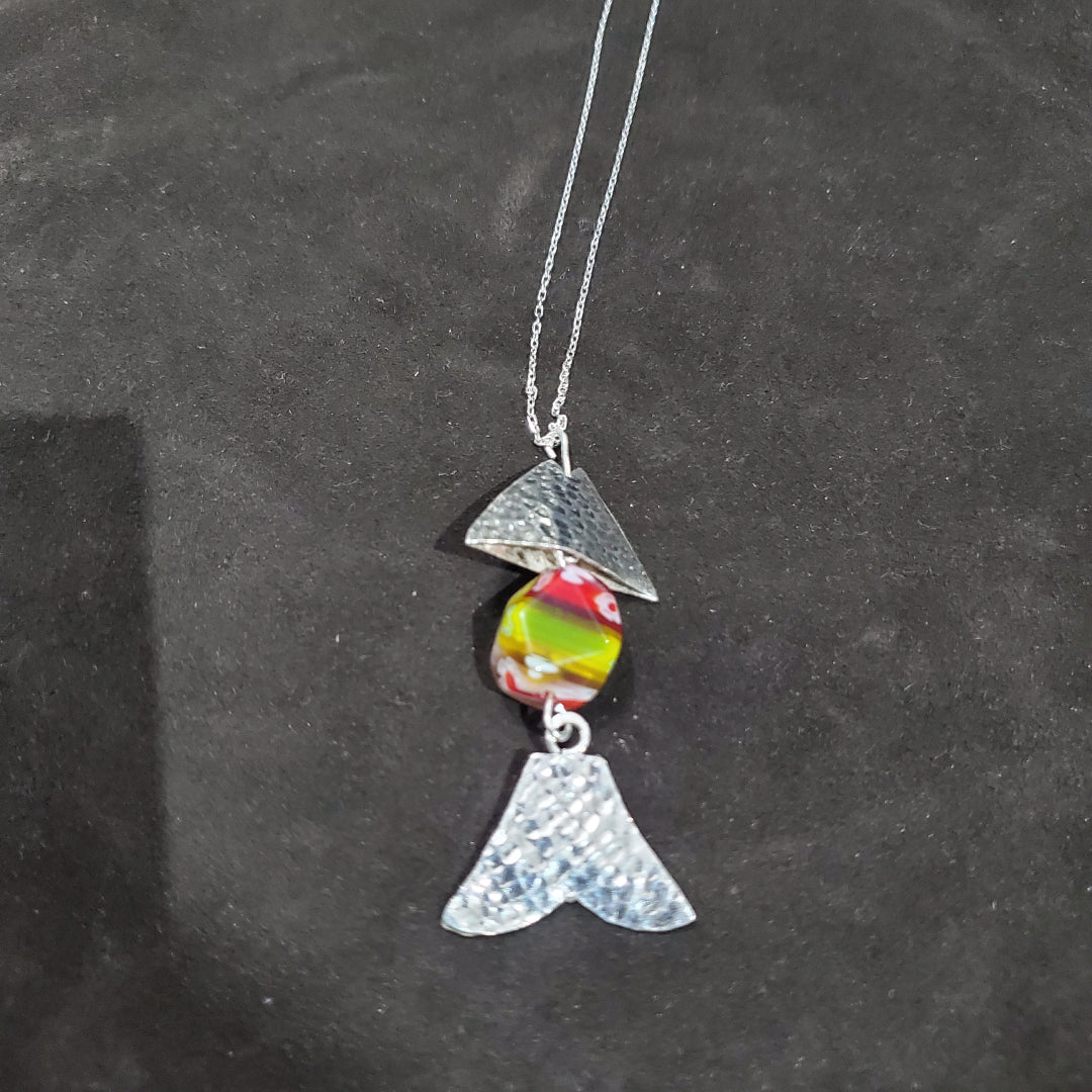 Collier Poisson en Argent 925 avec Perle Cubique Orange  en Verre de Murano Millefiori